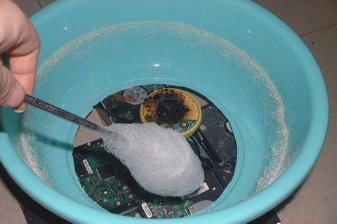 Những sản phẩm công nghệ tự chế “made in China” ấn tượng