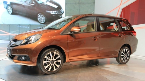 Honda ra mắt xe hơi giá rẻ ngang SH