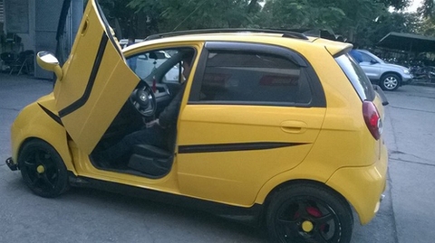 Matiz độ hầm hố kiểu Lamborghini ở Hà Nội