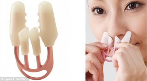 Kì dị những dụng cụ giúp phái nữ cải thiện nhan sắc