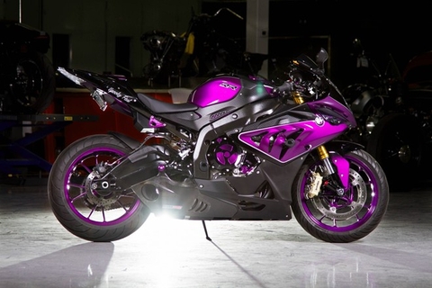 BMW S1000RR - đẹp hút hồn với phiên bản nâng cấp màu sơn