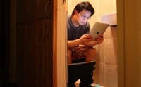 Mục đích chính của iPad là để... dùng trong WC