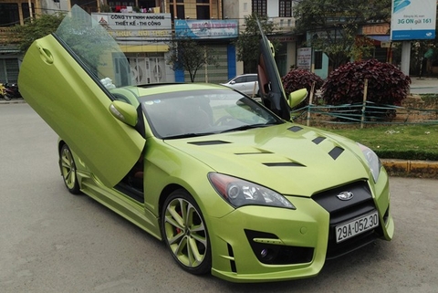 Hyundai Genesis độ cửa cắt kéo Lamborghini ở Thanh Hóa