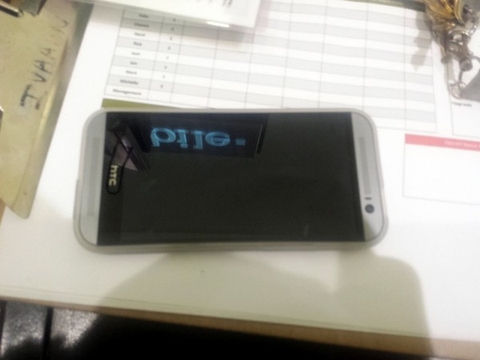 HTC M8 có tên The all new One, chụp ảnh "khủng" hơn
