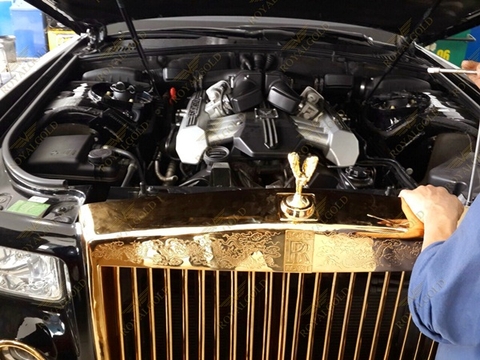 Cận cảnh Rolls Royce mạ vàng "độc nhất vô nhị" ở Việt Nam