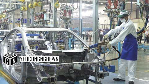 2020: VN xuất khẩu ôtô, dân tha hồ mua xe rẻ