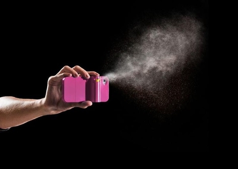 6 phụ kiện cho iPhone độc đáo tới mức... kì quặc