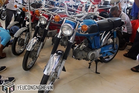 Kho xe cổ vô giá tại Sài Gòn