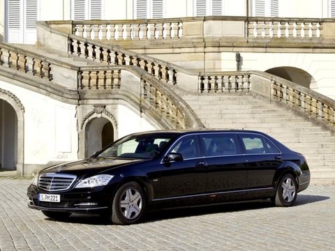 Top 10 chiếc limousine triệu đô hàng đầu thế giới
