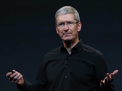 Tim Cook: Apple sẽ không theo chân Facebook, Twitter