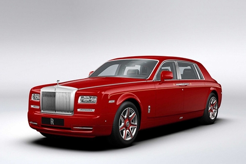 Sốc: Tỷ phú chi hơn 400 tỷ sắm 30 xe Rolls-Royce