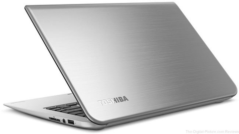 Toshiba rút lui khỏi thị trường PC, sa thải 900 nhân viên