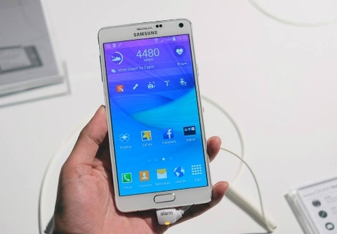 Galaxy Note 4 viền kim loại và Note Edge màn cong trình làng