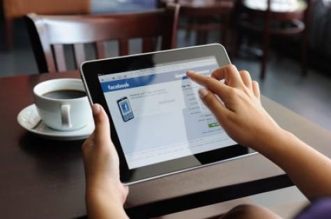 Điều gì xảy ra khi bạn ngừng kiểm tra Facebook liên tục
