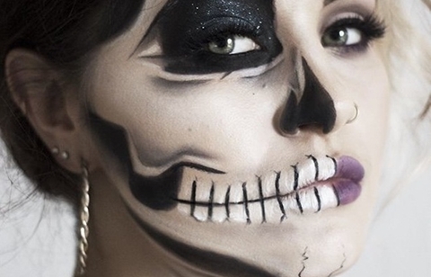 Rùng mình về những kiểu hóa trang Halloween