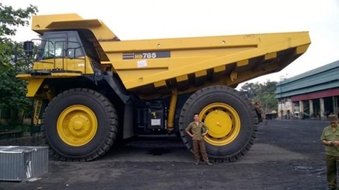 Giải mã siêu xe tải giá 20 tỷ đồng ở Quảng Ninh