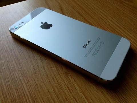 Cẩn thận với iPhone 5 dỏm giá vài triệu đang bán ở VN