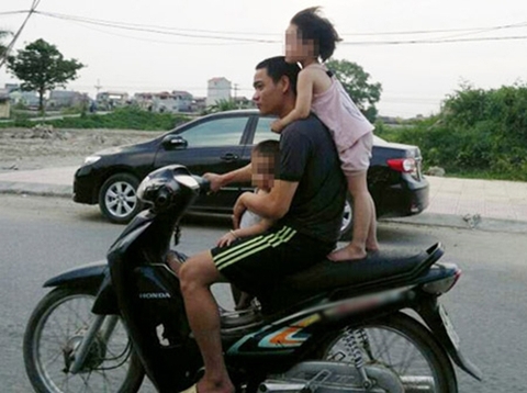 Những hình ảnh xấu xí và đáng lên án trên đường phố Việt Nam