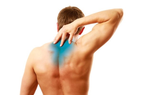 Những tác động không thể ngờ của tư thế nhắn tin lên cơ thể bạn