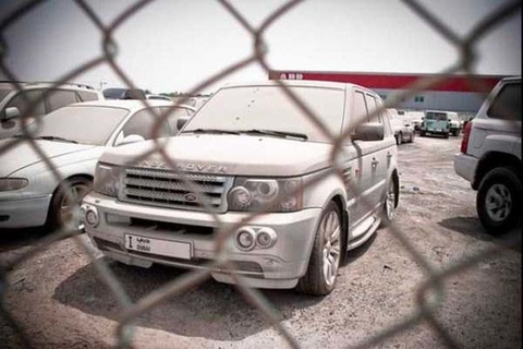 Những chiếc siêu xe bị bỏ rơi tại Dubai và sự thật đằng sau