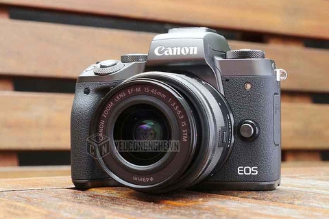 So sánh giữa Canon EOS M5 và Sony A6300