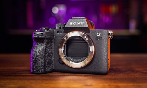 Sony ILCE-7M4 (Sony A7 IV) Review Toàn Diện: Có Đáng Nâng Cấp Cho Chụp Ảnh & Quay Video?