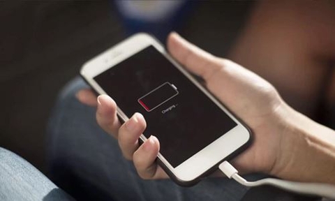 Tại sao pin iPhone chỉ sạc đến 99% ? Xem ngay 9 cách khắc phục hiệu quả