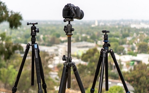Tổng hợp các loại tripod chân máy quay chất lượng có sẵn tại Hà Nội