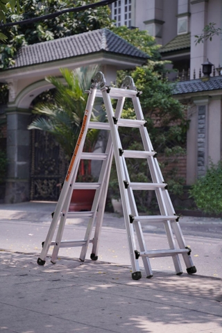 Thang gấp đa năng Hyundai LS-46 (3,2m)