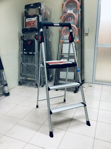 Thang nhôm ghế 3 bậc Hakachi HL-03