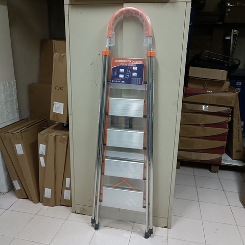 Thang ghế inox IN-05 (5 bậc)