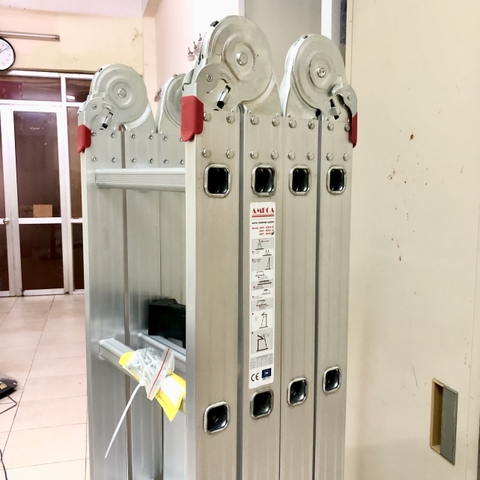 Thang gấp 4 khúc Ameca AMC-M205 (2.9m)