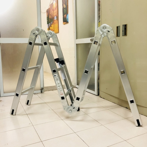 Thang gấp 4 khúc Ameca AMC-M203 (1.75m)