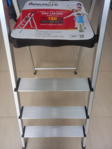 Thang nhôm ghế 4 bậc Hakachi HL-04