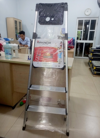 Thang nhôm ghế 4 bậc Hakachi HL-04