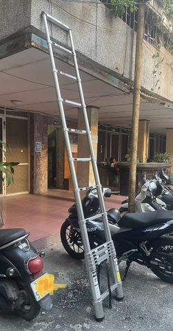 Thang Nhôm Rút Đai Nhôm Xstep XT-410A