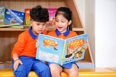 KHÁM PHÁ 5 LỢI ÍCH TUYỆT VỜI CỦA VIỆC ĐỌC TRUYỆN CHO TRẺ