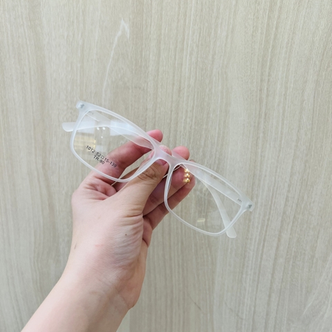 Gọng kính nhựa tr90 siêu nhẹ siêu bền thời trang OURESS - 1012