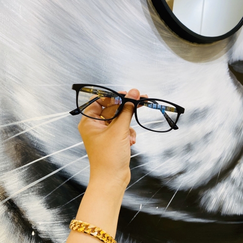 Gọng kính nhựa 86001 thòi trang nam nữ cá tính siêu bền OURESS