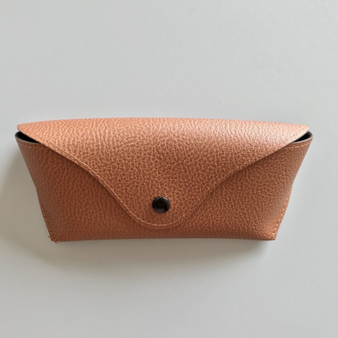 HỘP ĐỰNG KÍNH HOT 2021