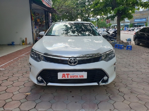 toyota camry 2.5Q TRẮNG NGỌC TRAI SẢN XUẤT 2018