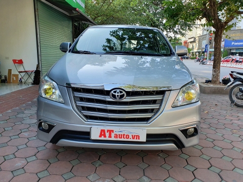 toyota innova 2.0E sản xuất 2016 biển hà nội