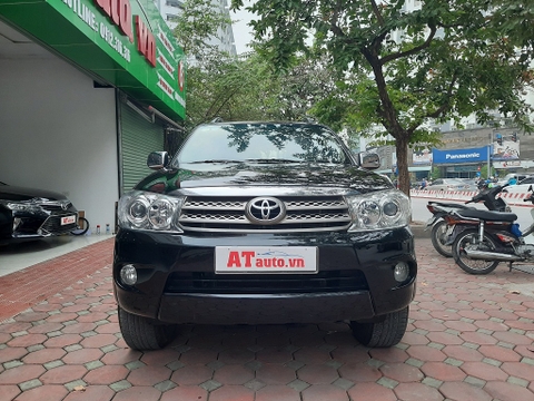 toyota fortuner 4x4 số tự động 1 chủ từ đầu biển hà nội 2010