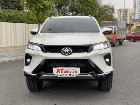 toyota fortuner legender tự động máy dầu chạy 2.9 nghìn km