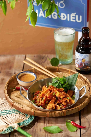 Sụn gà chiên trứng muối