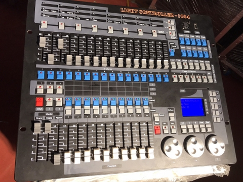 Tại sao chọn bàn điều khiển ánh sáng KingKong 1024