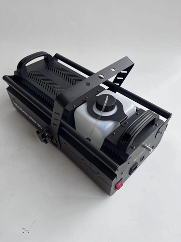 MÁY KHÓI 2500W CÓ LED CÓ DIMMER