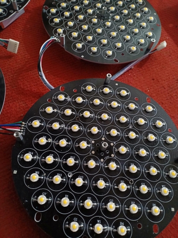 VỈ LED PAR 54x9W QNS