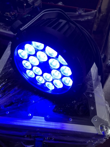 Đèn Par Led 18x15 Chống Nước
