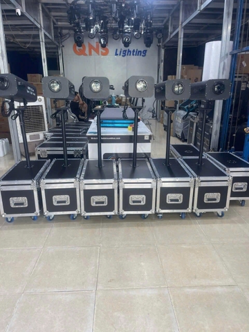 Follow Beam 4500W, thương hiệu QNS